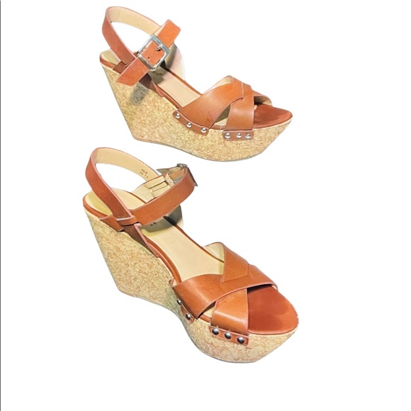 Shoedazzle Anja Brown Strap Sandal w/Cork Sole 7.5 - Picture 2 of 4